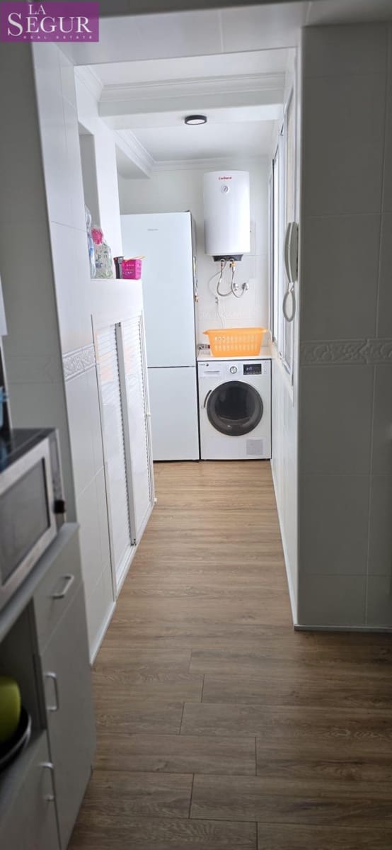 2 soverom Leilighet til salgs i Cadiz by - € 270 000 (Ref: 9317791)