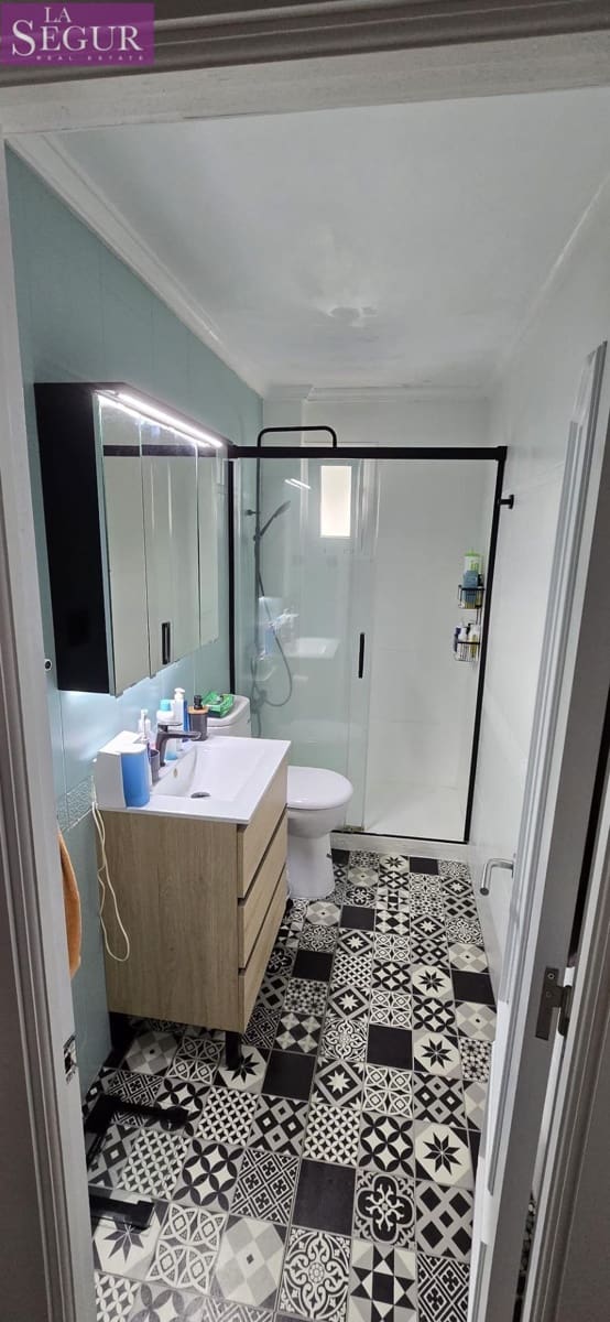 2 soverom Leilighet til salgs i Cadiz by - € 270 000 (Ref: 9317791)