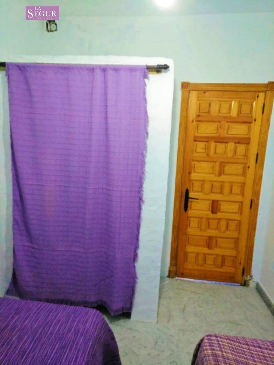 2 bedroom Apartment for sale in Conil de la Frontera - € 195,000 (Ref: 9321834)