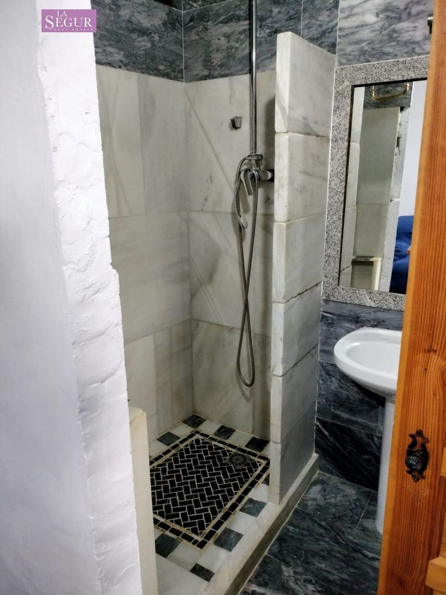 2 bedroom Apartment for sale in Conil de la Frontera - € 195,000 (Ref: 9321834)