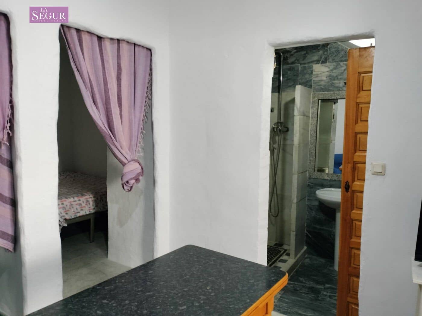 2 bedroom Apartment for sale in Conil de la Frontera - € 195,000 (Ref: 9321834)