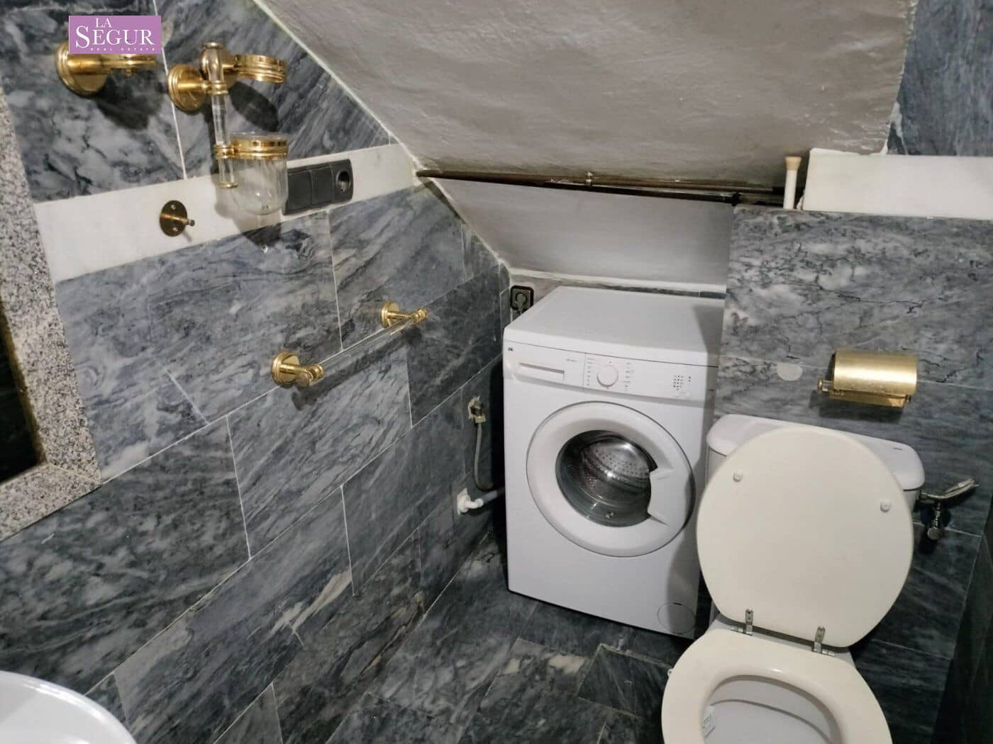 2 bedroom Apartment for sale in Conil de la Frontera - € 195,000 (Ref: 9321834)