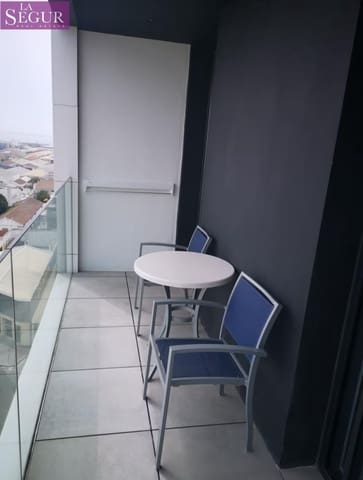 2 bedroom Flat for rent in Cádiz city - € 1,400 (Ref: 9349465)