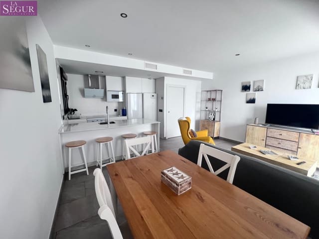 2 bedroom Flat for rent in Cádiz city - € 1,400 (Ref: 9349465)