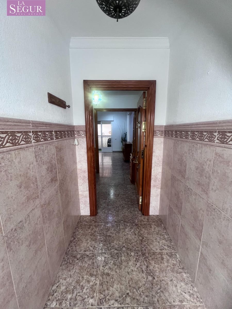 3 makuuhuone Huoneisto myytävänä paikassa Barbate - 220 000 € (Ref: 9359514)