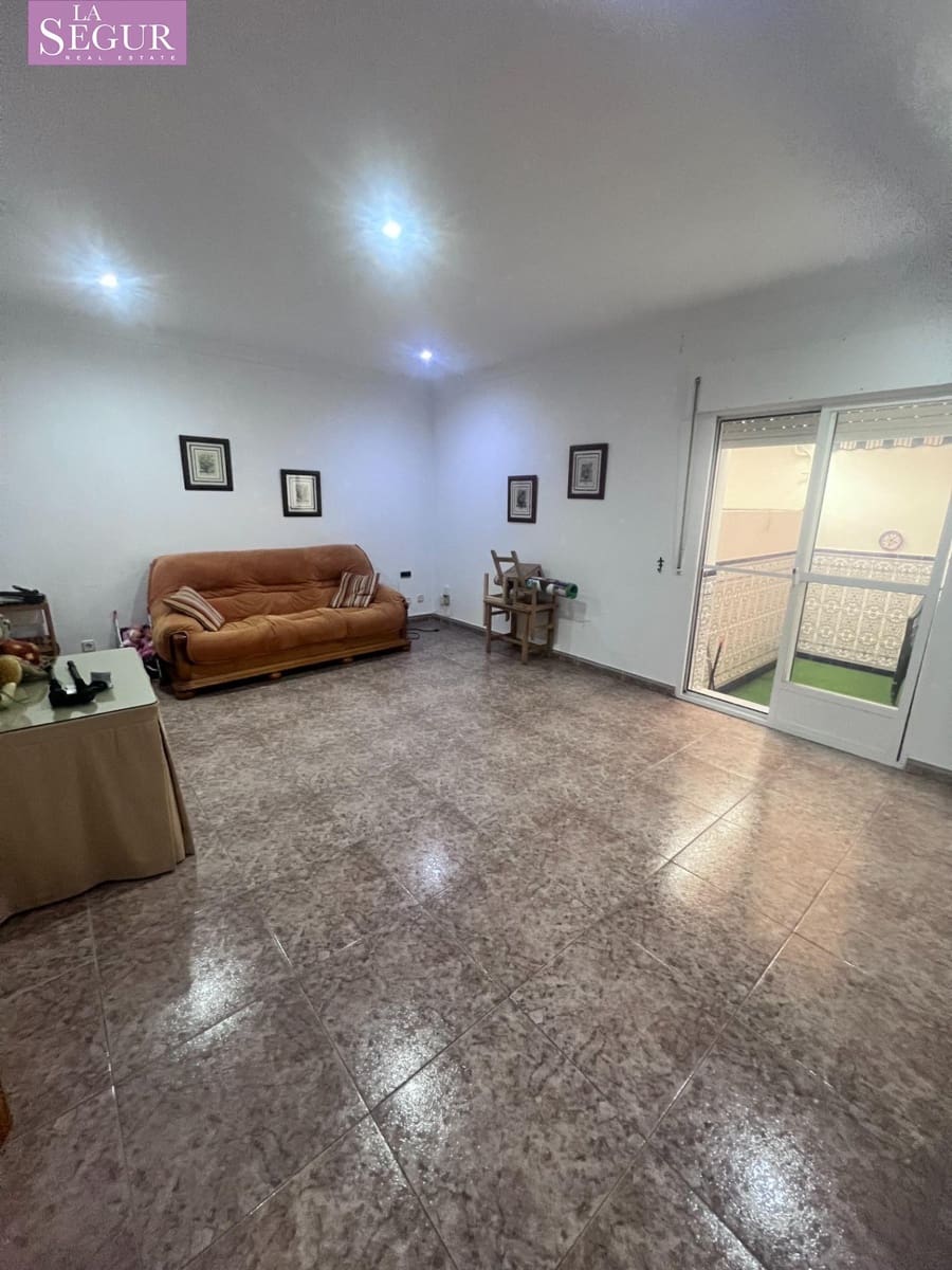 3 makuuhuone Huoneisto myytävänä paikassa Barbate - 220 000 € (Ref: 9359514)