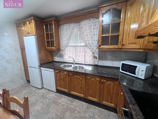 3 makuuhuone Huoneisto myytävänä paikassa Barbate - 220 000 € (Ref: 9359514)