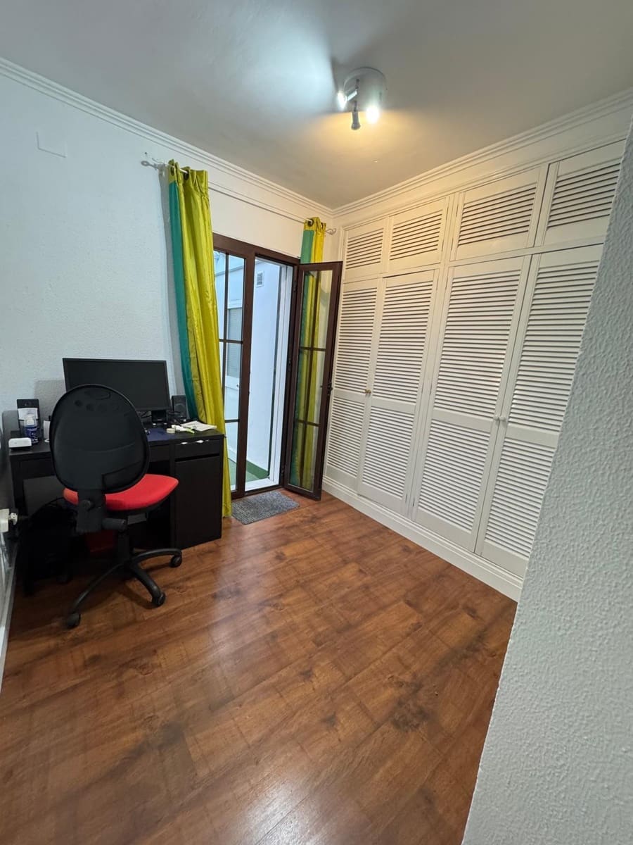 3 chambre Villa/Maison Mitoyenne à vendre à Medina-Sidonia avec garage - 215 000 € (Ref: 9367431)