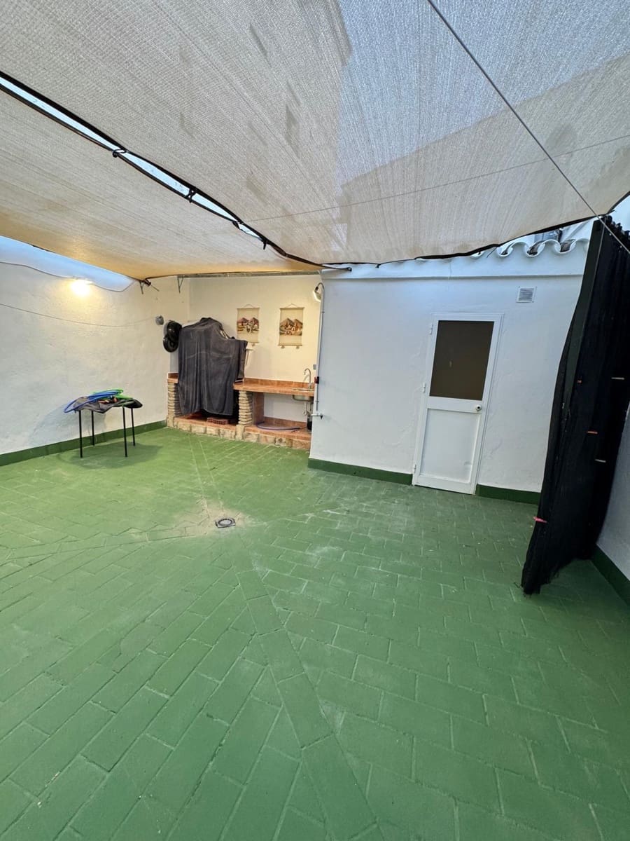 3 chambre Villa/Maison Mitoyenne à vendre à Medina-Sidonia avec garage - 215 000 € (Ref: 9367431)