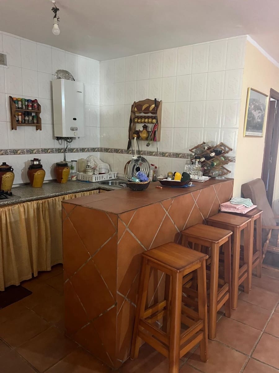 3 bedroom Finca/Country House for sale in Medina-Sidonia with garage - € 270,000 (Ref: 9390674)