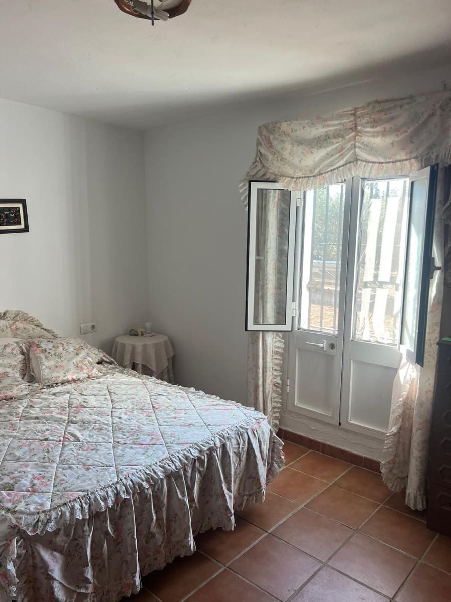 3 bedroom Finca/Country House for sale in Medina-Sidonia with garage - € 270,000 (Ref: 9390674)