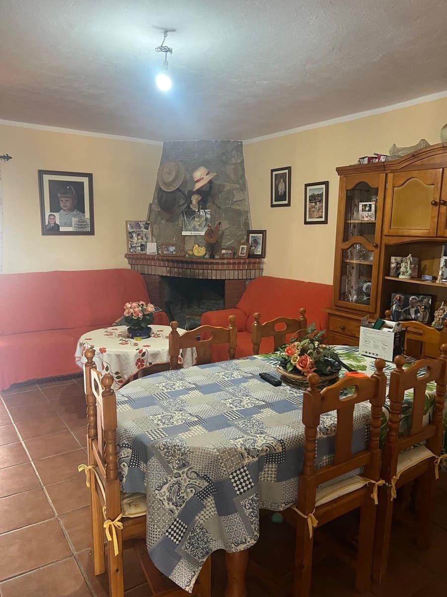 3 bedroom Finca/Country House for sale in Medina-Sidonia with garage - € 270,000 (Ref: 9390674)