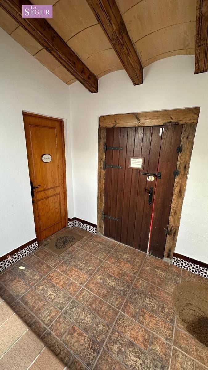 7 bedroom Villa for sale in Chiclana de la Frontera with pool garage - € 787,000 (Ref: 9398447)