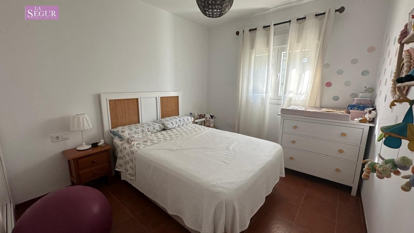 7 bedroom Villa for sale in Chiclana de la Frontera with pool garage - € 787,000 (Ref: 9398447)