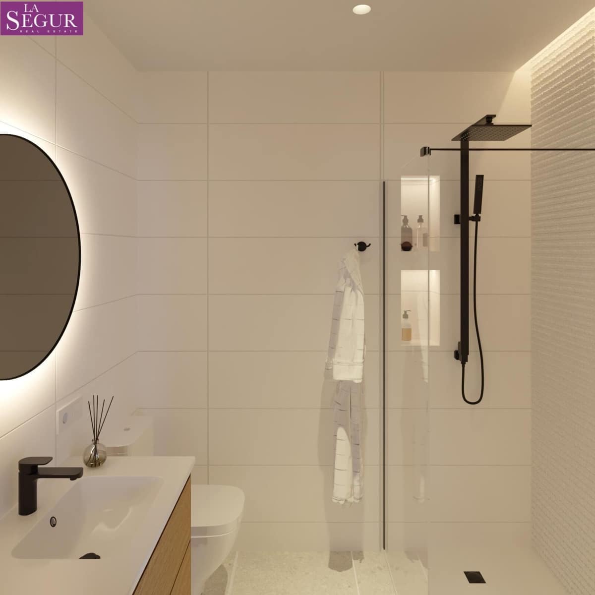 2 slaapkamer Halfvrijstaande villa te koop in Chiclana de la Frontera - € 170.000 (Ref: 9403327)