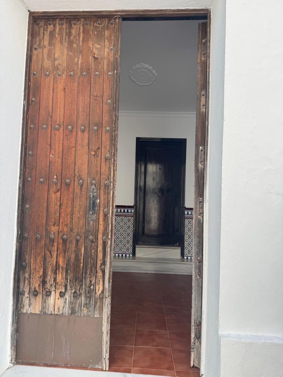 7 soveværelse Byhus til salg i Medina-Sidonia - € 246.000 (Ref: 9404408)