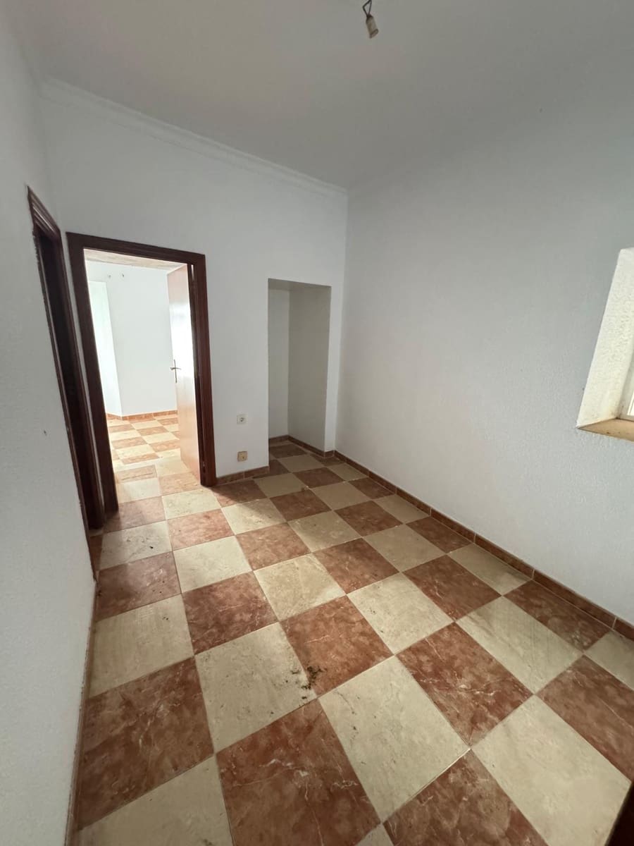 7 soveværelse Byhus til salg i Medina-Sidonia - € 246.000 (Ref: 9404408)