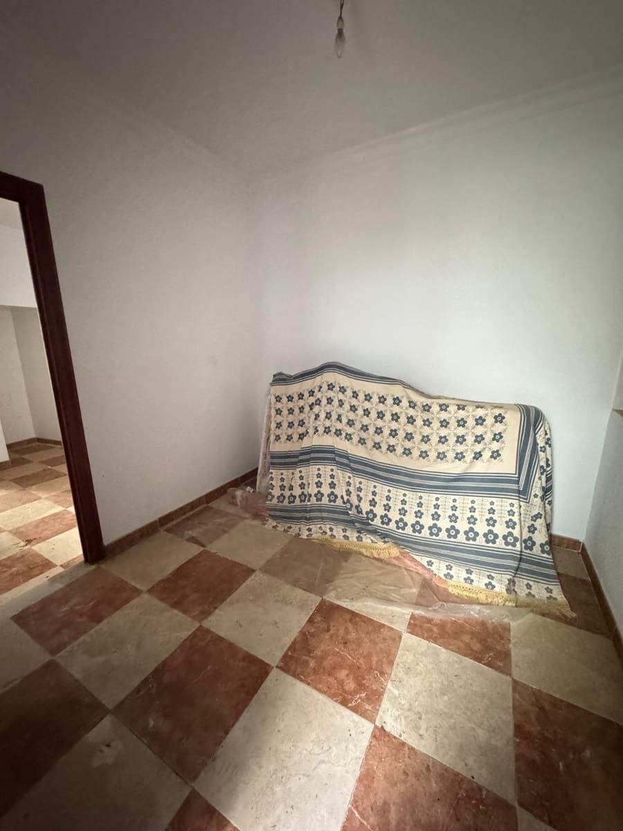 7 soveværelse Byhus til salg i Medina-Sidonia - € 246.000 (Ref: 9404408)