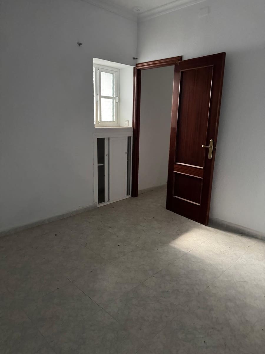 7 soveværelse Byhus til salg i Medina-Sidonia - € 246.000 (Ref: 9404408)