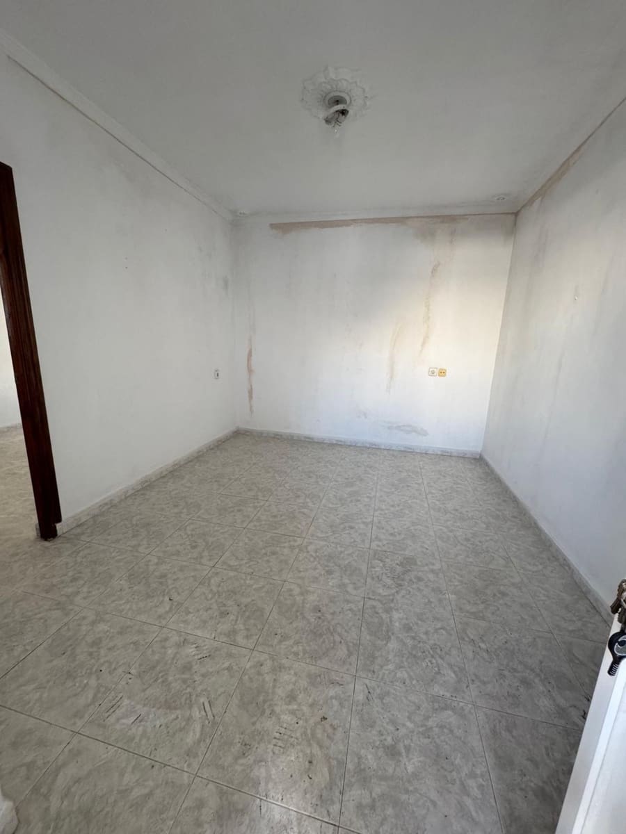 7 soveværelse Byhus til salg i Medina-Sidonia - € 246.000 (Ref: 9404408)