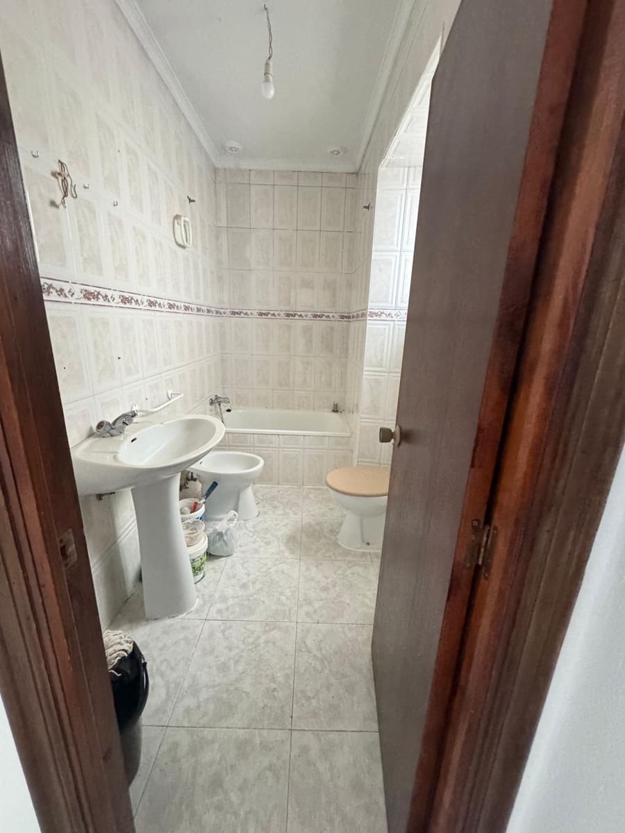 7 soveværelse Byhus til salg i Medina-Sidonia - € 246.000 (Ref: 9404408)