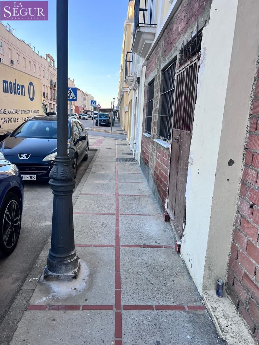 Kommersiell till salu i Benalup - 125 000 € (Ref: 9410909)