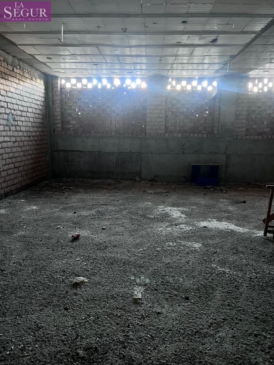 Kommersiell till salu i Benalup - 125 000 € (Ref: 9410909)