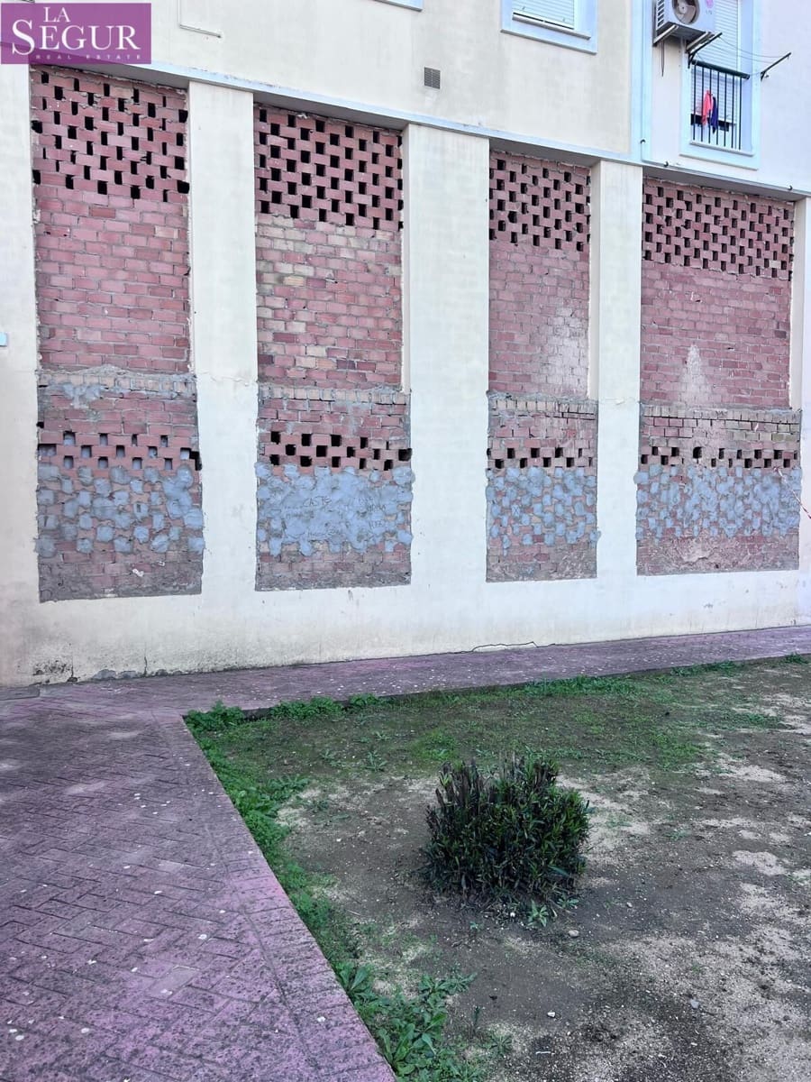 Kommersiell till salu i Benalup - 125 000 € (Ref: 9410909)