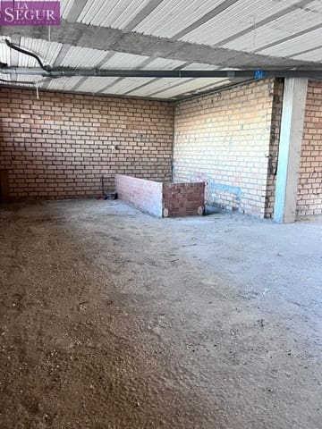 Erhverv til salg i Benalup - € 125.000 (Ref: 9410909)