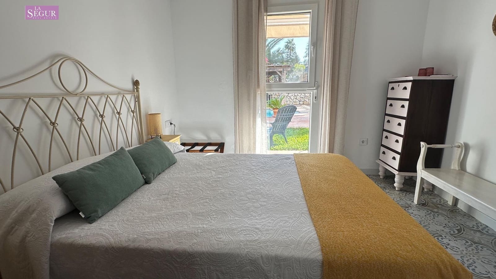 7 slaapkamer Gastenverblijf/B&B te koop in Chiclana de la Frontera met zwembad garage - € 787.000 (Ref: 9410910)