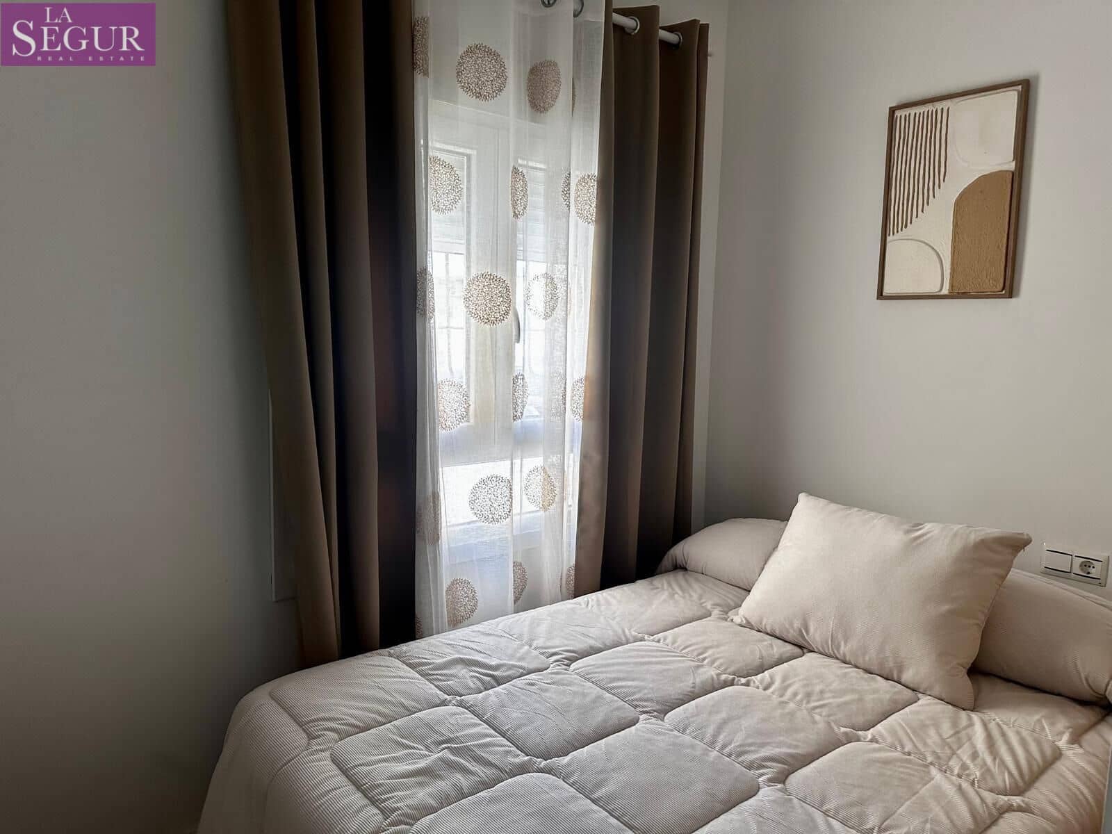 3 camera da letto Appartamento da affittare in Cadice citta - 1.100 € (Rif: 9415851)