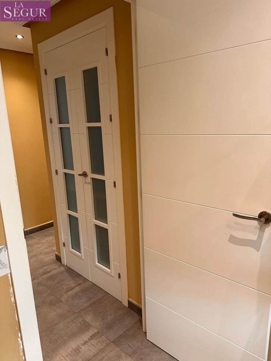 4 camera da letto Appartamento in vendita in Cadice citta - 410.000 € (Rif: 9446273)