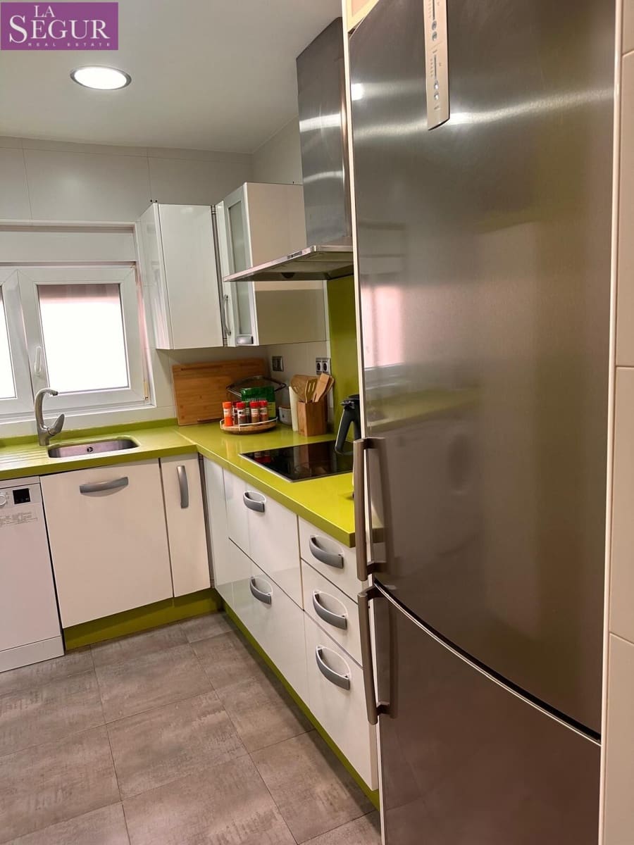 4 camera da letto Appartamento in vendita in Cadice citta - 410.000 € (Rif: 9446273)