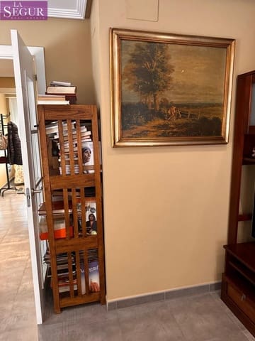 4 quarto Apartamento para venda em Cádis cidade - 410 000 € (Ref: 9446273)