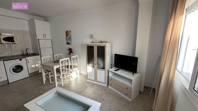 5 slaapkamer Flat te koop in Conil de la Frontera - € 390.000 (Ref: 9449012)
