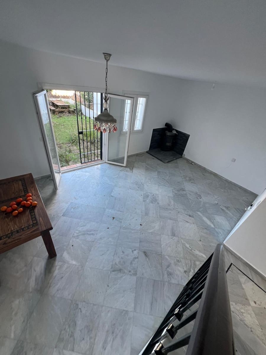 4 bedroom Terraced Villa for sale in Vejer de la Frontera - € 325,000 (Ref: 9450207)