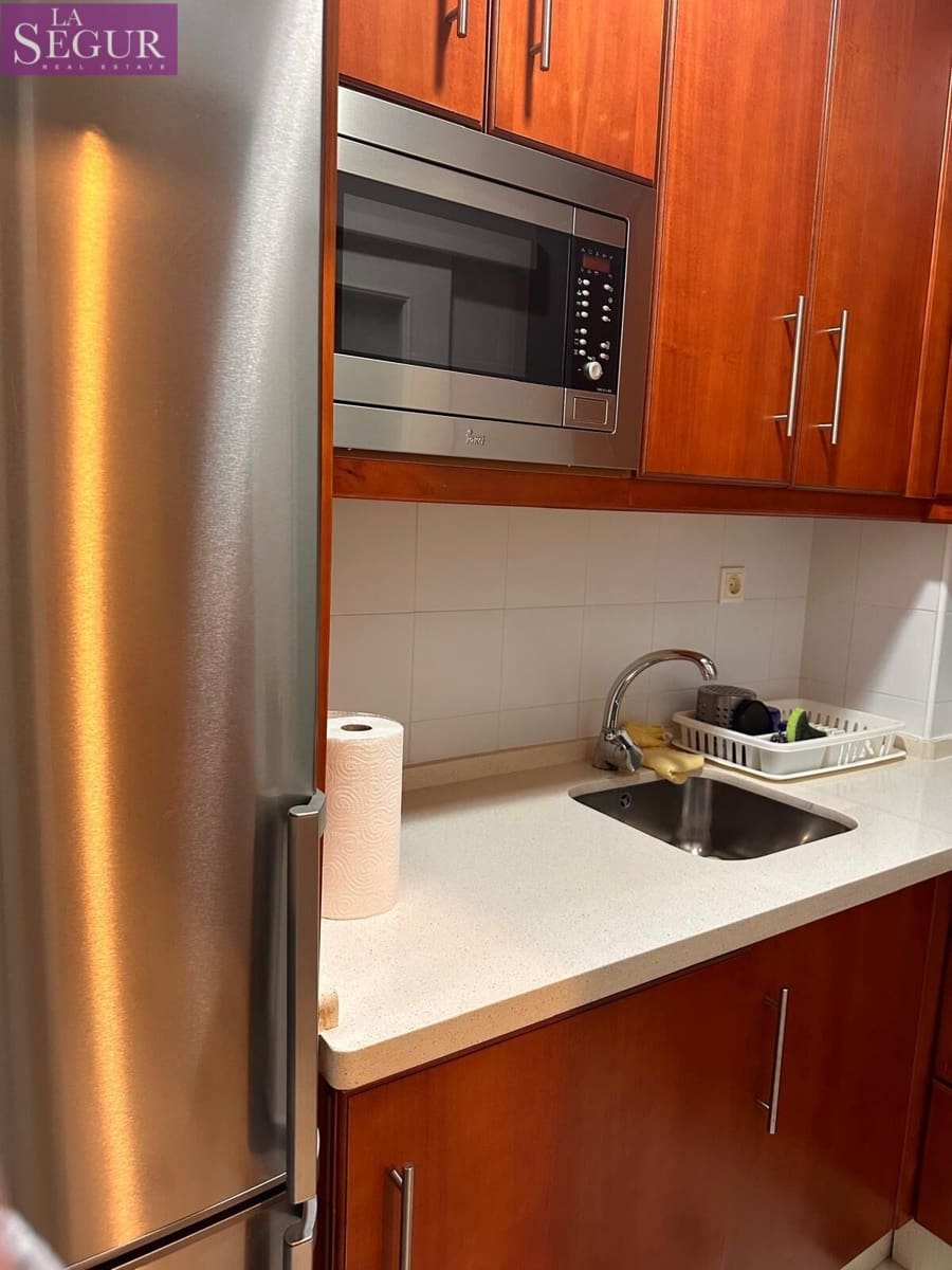 1 sovrum Lägenhet till salu i Cadiz stad - 260 000 € (Ref: 9456177)