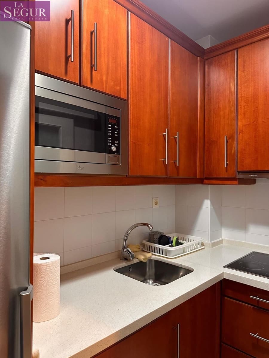 1 sovrum Lägenhet till salu i Cadiz stad - 260 000 € (Ref: 9456177)