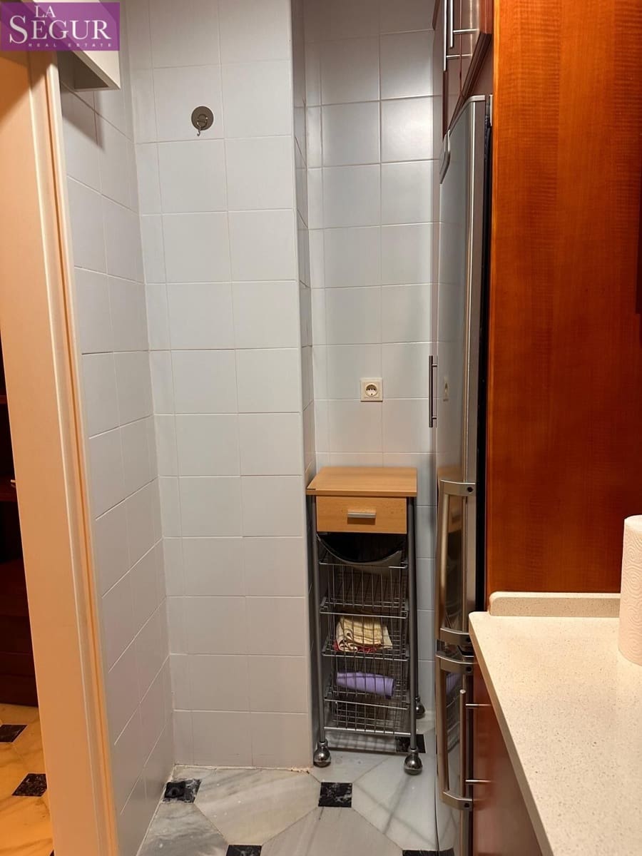 1 sovrum Lägenhet till salu i Cadiz stad - 260 000 € (Ref: 9456177)