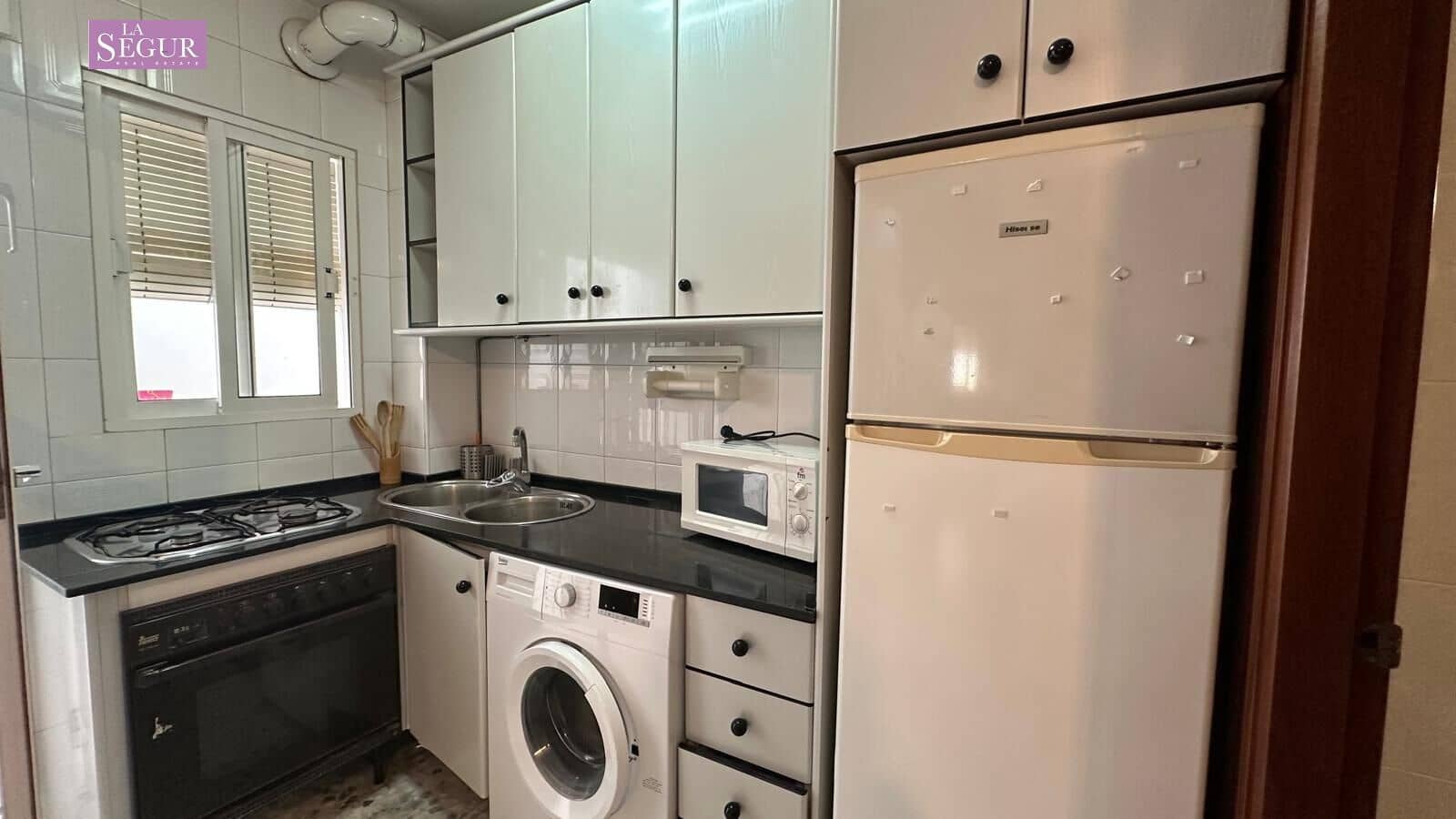 2 slaapkamer Appartement te koop in Conil de la Frontera - € 185.000 (Ref: 9465579)