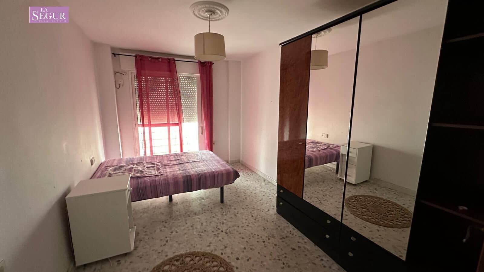 2 slaapkamer Appartement te koop in Conil de la Frontera - € 185.000 (Ref: 9465579)