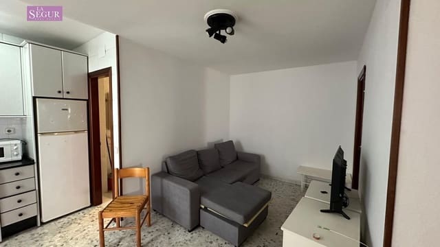 2 slaapkamer Appartement te koop in Conil de la Frontera - € 185.000 (Ref: 9465579)