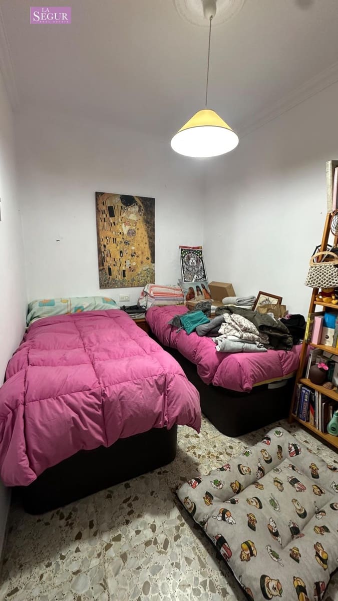 2 bedroom Apartment for sale in Conil de la Frontera - € 246,000 (Ref: 9470659)