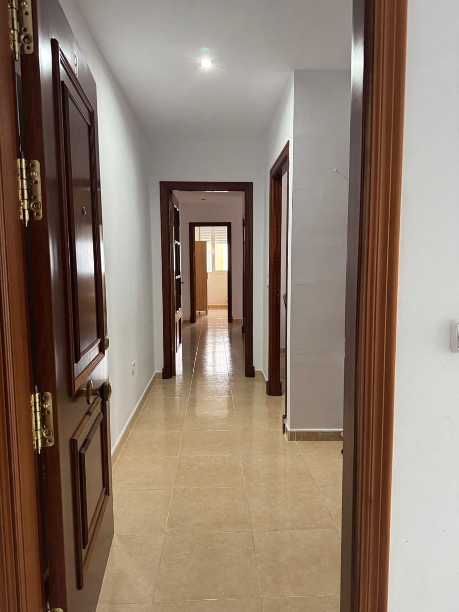 3 soveværelse Lejlighed til salg i Medina-Sidonia - € 152.000 (Ref: 9491279)