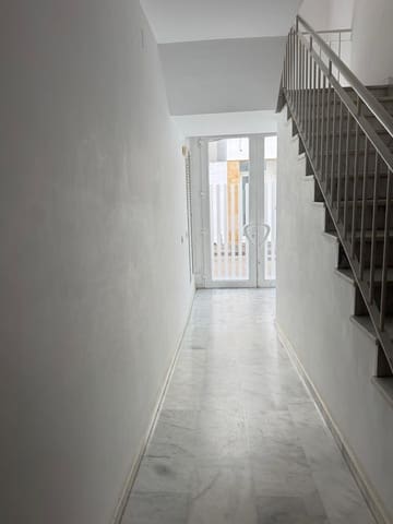 3 soveværelse Lejlighed til salg i Medina-Sidonia - € 152.000 (Ref: 9491279)