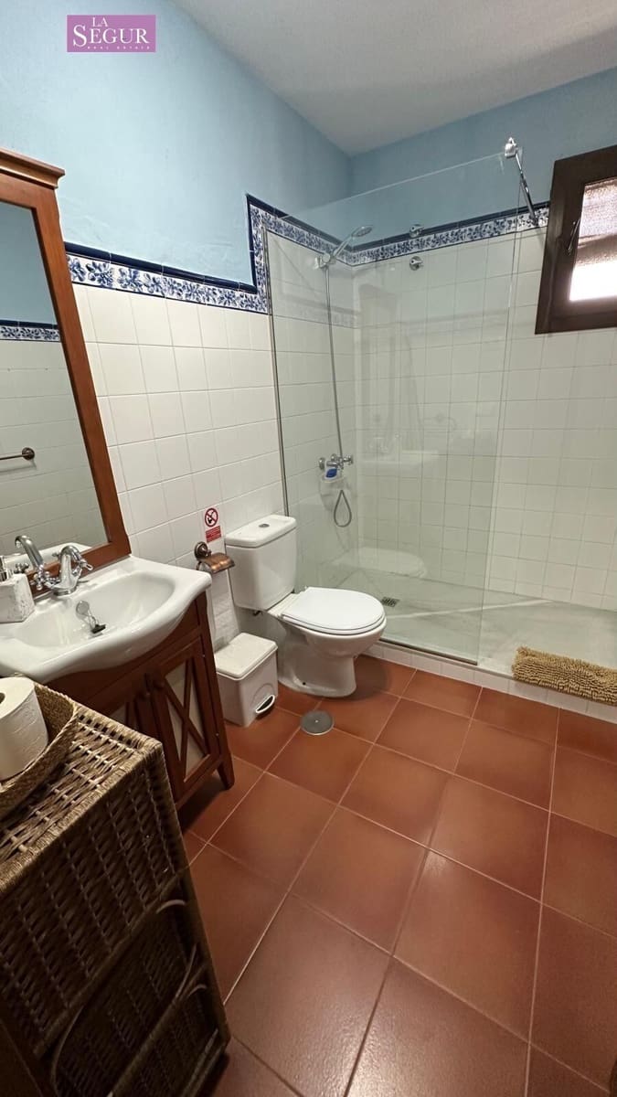 10 makuuhuone Yritys myytävänä paikassa Conil de la Frontera - 2 500 000 € (Ref: 9502212)