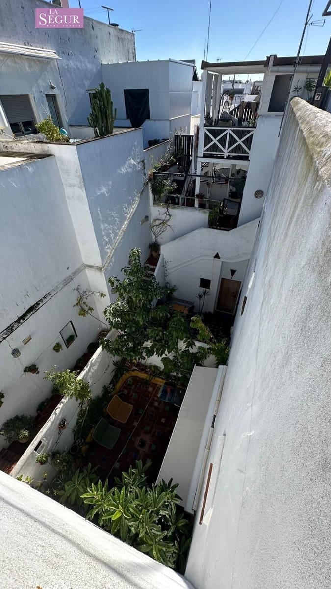 10 makuuhuone Yritys myytävänä paikassa Conil de la Frontera - 2 500 000 € (Ref: 9502212)