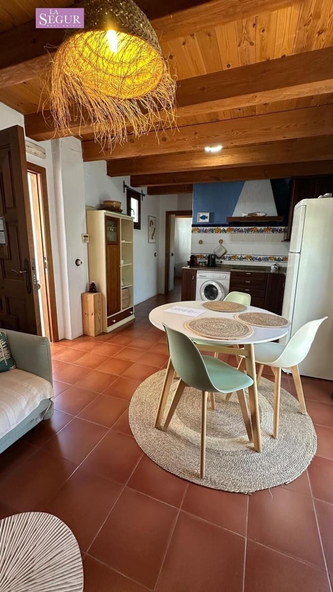 10 makuuhuone Yritys myytävänä paikassa Conil de la Frontera - 2 500 000 € (Ref: 9502212)