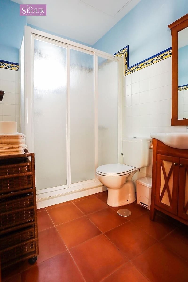 10 makuuhuone Yritys myytävänä paikassa Conil de la Frontera - 2 500 000 € (Ref: 9502212)