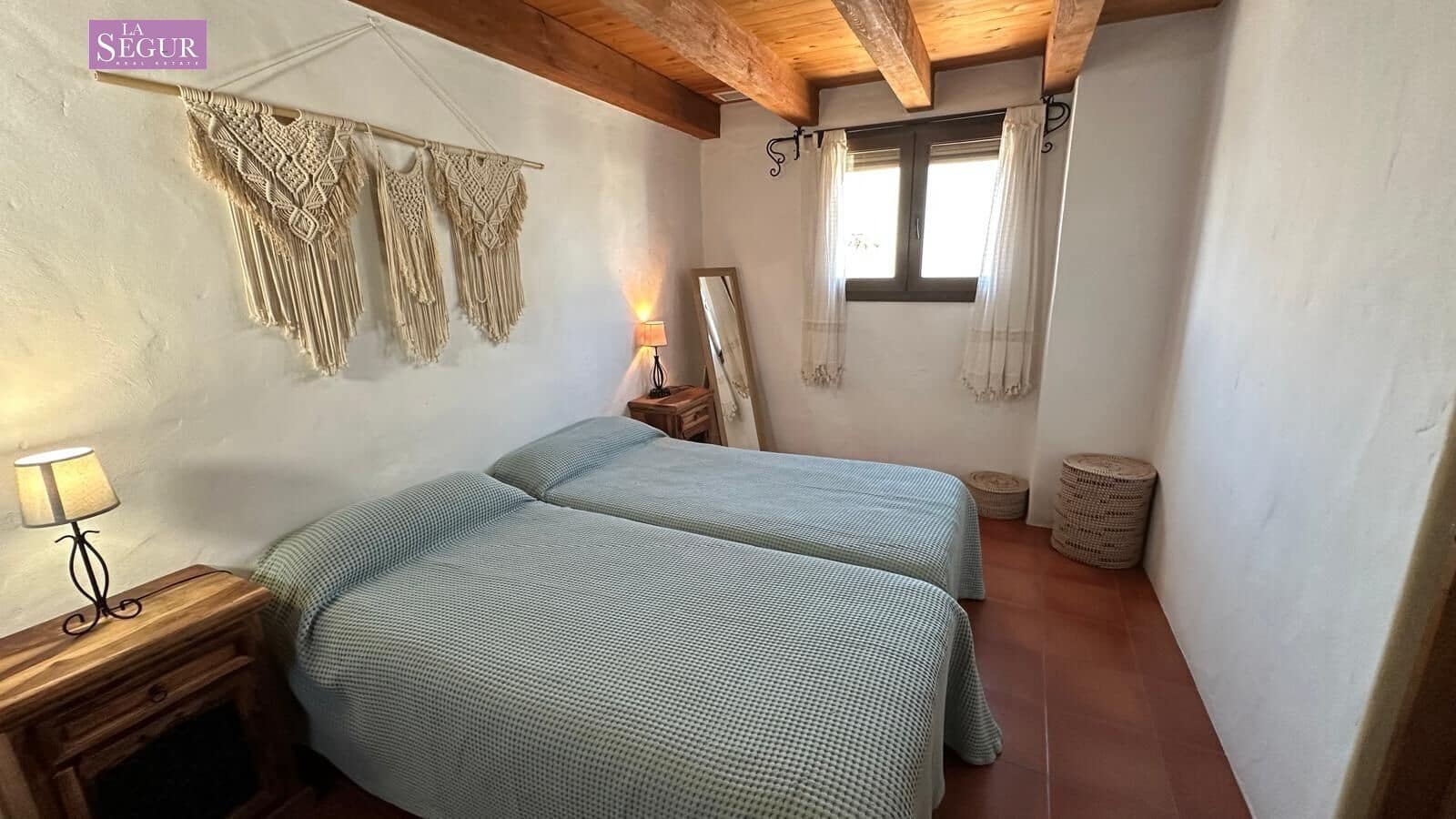 10 makuuhuone Yritys myytävänä paikassa Conil de la Frontera - 2 500 000 € (Ref: 9502212)